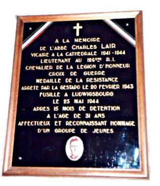 Plaque commmorative en mmoire de l'Abb LAIR